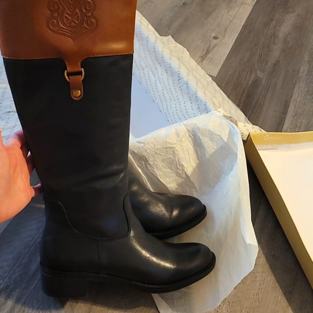👢👢